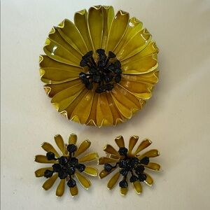 Vintage Enameled Yellow Floral Brooch and Earrings Set